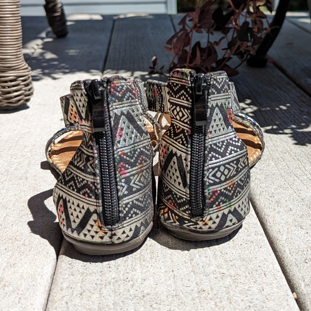 Boho Beaded Sandals - Picture 5 of 9